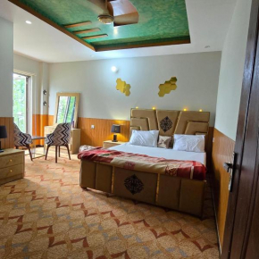 2 Bedroom apartment mountain view